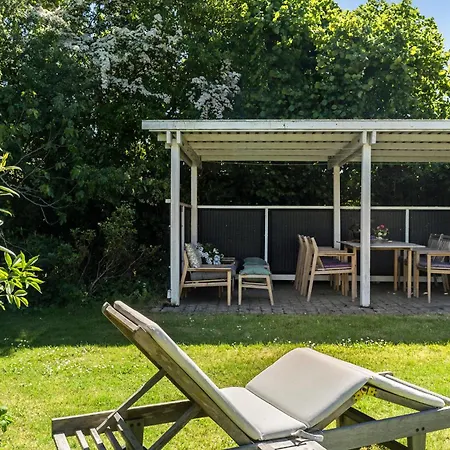 Lovely In With Wifi Holiday home
